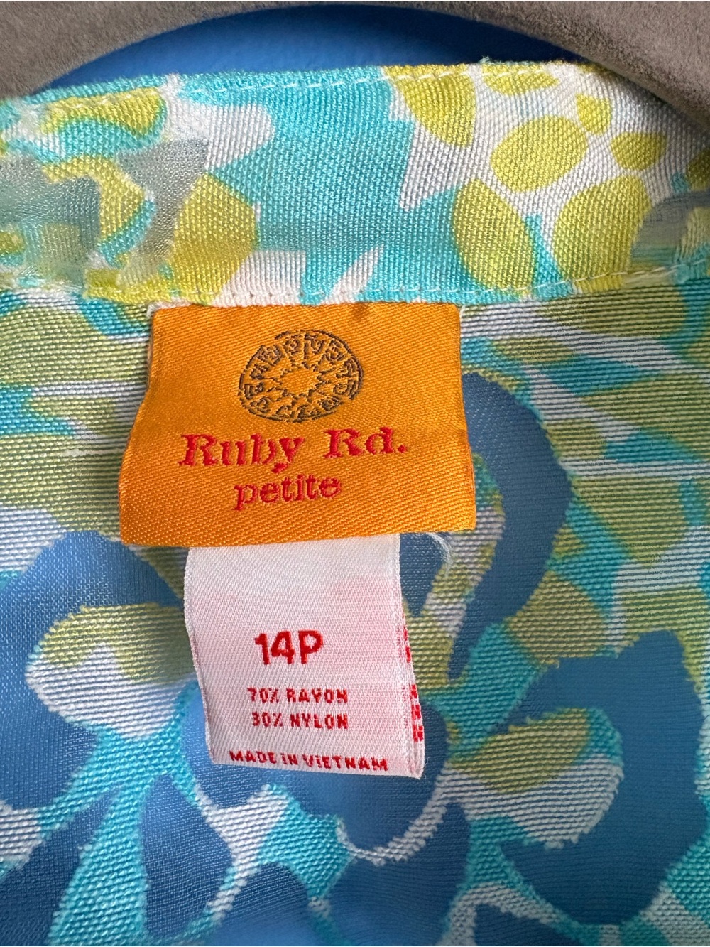 Ruby Rd Cropped Semi Sheer Floral Button Down - Women’s Size Petite 14 - Picture 6 of 6